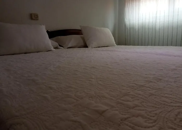 Hostal Cuzco Hostel *